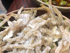 -老街烧烤大排档·地道湖北菜·龙虾馆(汉口火车站店)