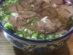 -陇上全荟兰州传统牛肉面(延吉路店)