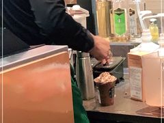 -星巴克臻选(南京金茂览秀城店)