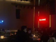 -TZ House音乐现场(来福士中心店)