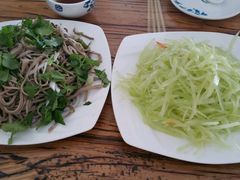 -溢心园香河肉饼总店