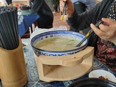 -桥香园过桥米线(国贸店)