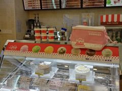 -红宝石·鲜奶小方·海派西点房(丰庄店)