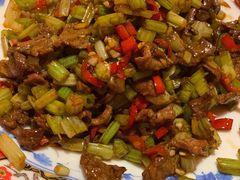 湖湘农家小炒肉-老乡村(南湖路店)