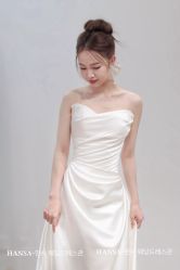 点击看大图 -HANSA韩纱婚纱礼服·龙凤褂·西装设计师集合店
