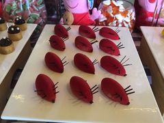 -大中华希尔顿酒店-念自助餐·嗨啤·小龙虾