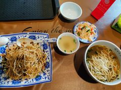 -金城尕娃牛肉面(钻汇广场店)