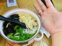 鲜肉小馄饨-柴爿巷·香酥鸡&馄饨(复兴中路店)