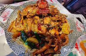 Shrimp and Crab Claw Pot