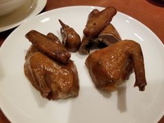 红烧乳鸽-杭州JW万豪酒店-万豪中餐厅