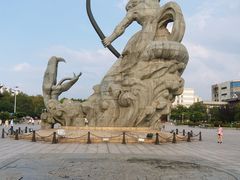 -巴陵广场