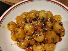 -川流不息·地道川菜·小龙虾(新松江路店)