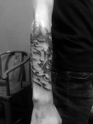 -木子·纹身店TATTOO穿孔·洗纹身
