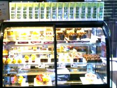 面包甜点陈列柜-卡萨米亚动物奶油生日蛋糕(牡丹城店)