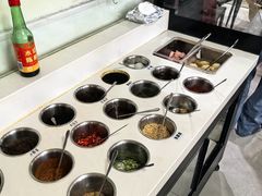 -溢心园香河肉饼总店