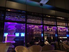 -OZONE 顶楼酒吧(香港丽思卡尔顿酒店)