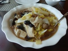 白菜花肉炖豆腐-蜈支洲岛珊瑚酒店临海阁中餐厅