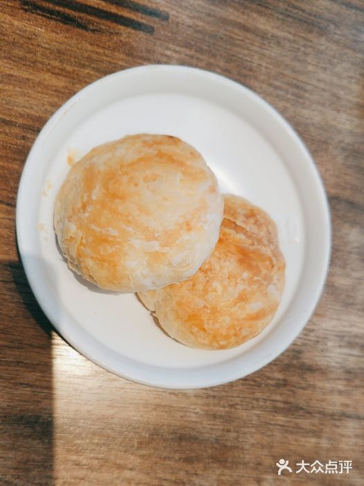 云海肴云南菜(浦江欢乐颂店)烤千层破酥包图片