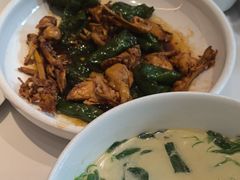 -老长沙湘菜馆(凤凰路店)