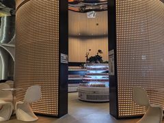 -涨巢·潮玩水疗局