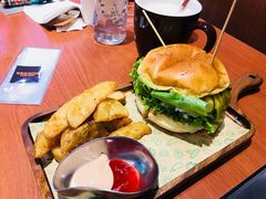 自选汉堡-魏斯理汉堡(西安沣东吾悦店)