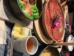 -热火朝天鲜切牛肉火锅(南强街巷店)