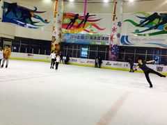 -冠军冰场CHAMPION RINK(百联又一城店)