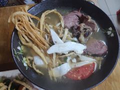 牛肉拉面撒子双拼-胡同彭家老铺 新疆拉面