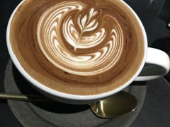 -UNI UNI(环亚凯瑟琳店)