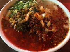 -巍山火巴肉饵丝(大理古城店)