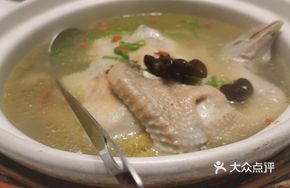 Dongsheng Old Chicken Soup