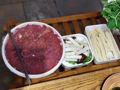 -快活林酸汤鱼鲜品火锅店(甲秀楼店)