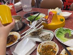 -四囍码头海鲜烧烤自助火锅(外滩南京东路悦荟广场店)