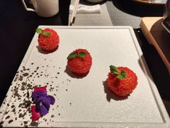 -江上荟·创意中国菜(绿地缤纷城店)
