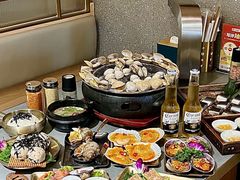 -围炉肉舍•炭烤活鳗•丹东海鲜烤肉(步行街店)