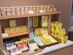 -奈雪的茶(广州万菱汇PRO店)