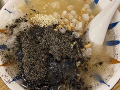 -正南齐北·老街糯米团(洪崖洞店)