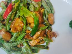 -牛头鱼庄·地道广西菜(西明店)