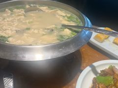 -95号酱骨·一块豆腐(展春园西路店)
