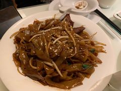 -新大咀港式茶餐厅(宝山万达店)