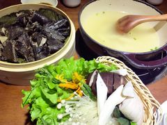 -黑鸡小馆(金源店)