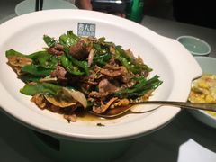 -费大厨辣椒炒肉(高铁吾悦广场店)