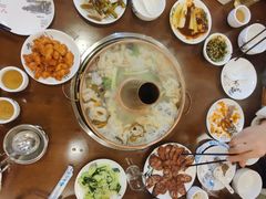 -岳记兴隆·青城腊排铜火锅(融创店)