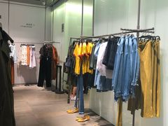 -URBAN REVIVO(深圳华润万象天地店)