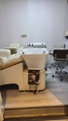 -肌芙初定制皮肤管理中心