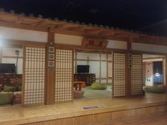 -汤森悠生活文化汤(江宁万达店)