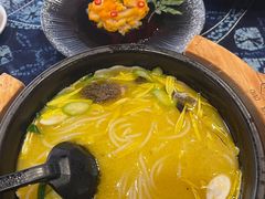-桥香园过桥米线(国贸店)