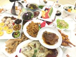 -甘井子区冠豪主题婚礼酒店宴会厅(机场店)