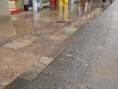 -周黑鸭(江汉路店)