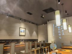 -呷哺呷哺(松北万象汇店)